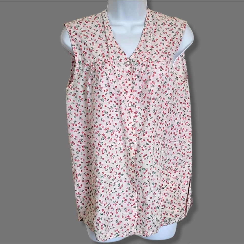 Vintage Moon Dance sleeveless cherries red white smocked house shirt size m